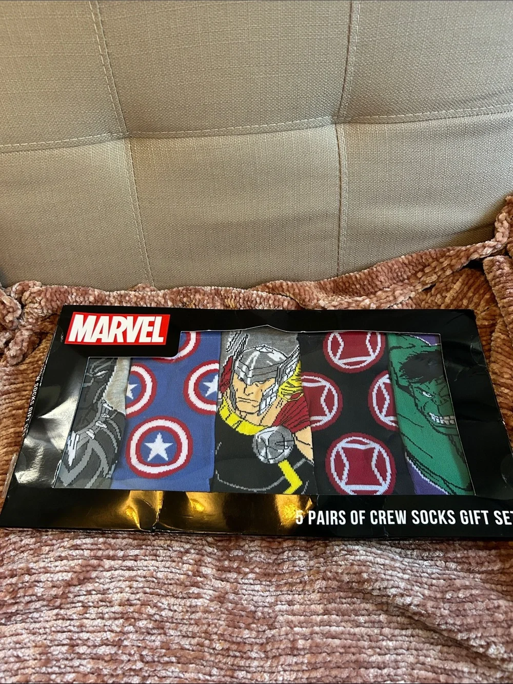 Marvel Men's Crew Socks Gift Set - Multicolor Superhero Designs - 5 Pairs